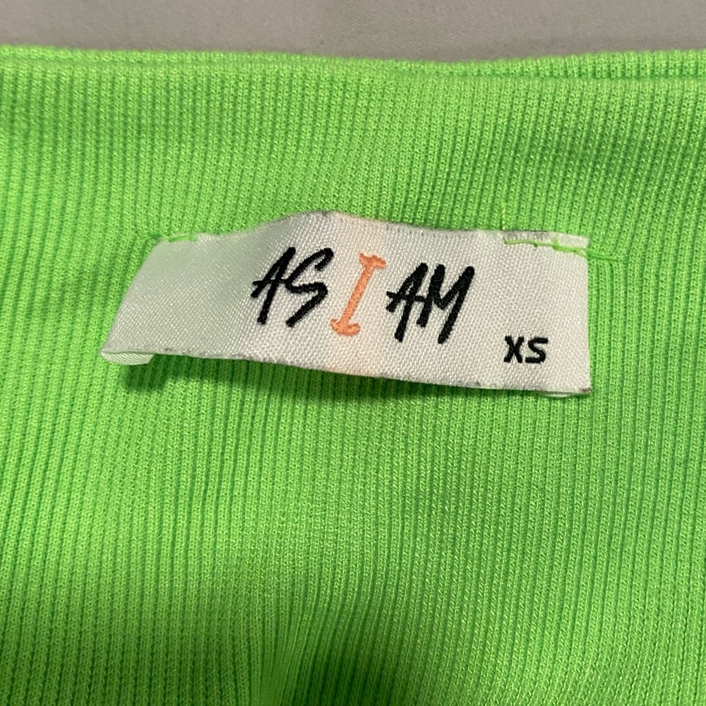 Neon green skinny strap ribbed crop top - Picture 11 of 12